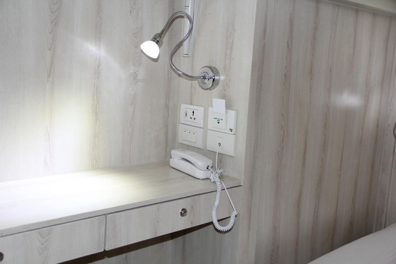 Mariya Lady Hostel Suvarnabhumi Airport Банкок Екстериор снимка